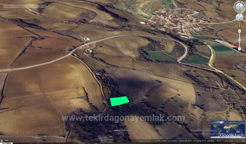 Feld Zu Verkaufen in Çanakçı Bz. Süleymanpaşa - Feld-Zonierung - 770 m²