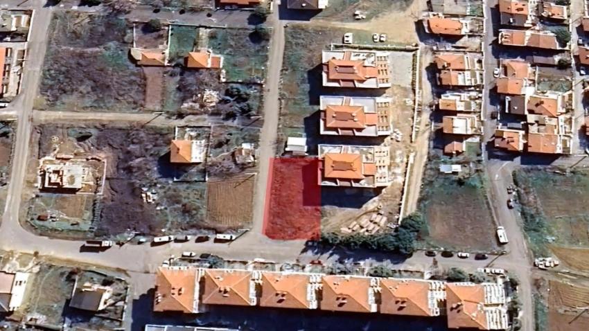 Eckgrundstück Mit Coupon, Geeignet Für 9 2+1-Apartmentprojekte Im Stadtteil Tekirdağ Topağaç