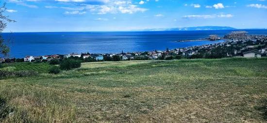 15 Luxuriöse Villen Mit Einzigartigem Panoramablick Auf Meer Und Natur, Gelegen In Einer Für Das Projekt Geeigneten Gegend.