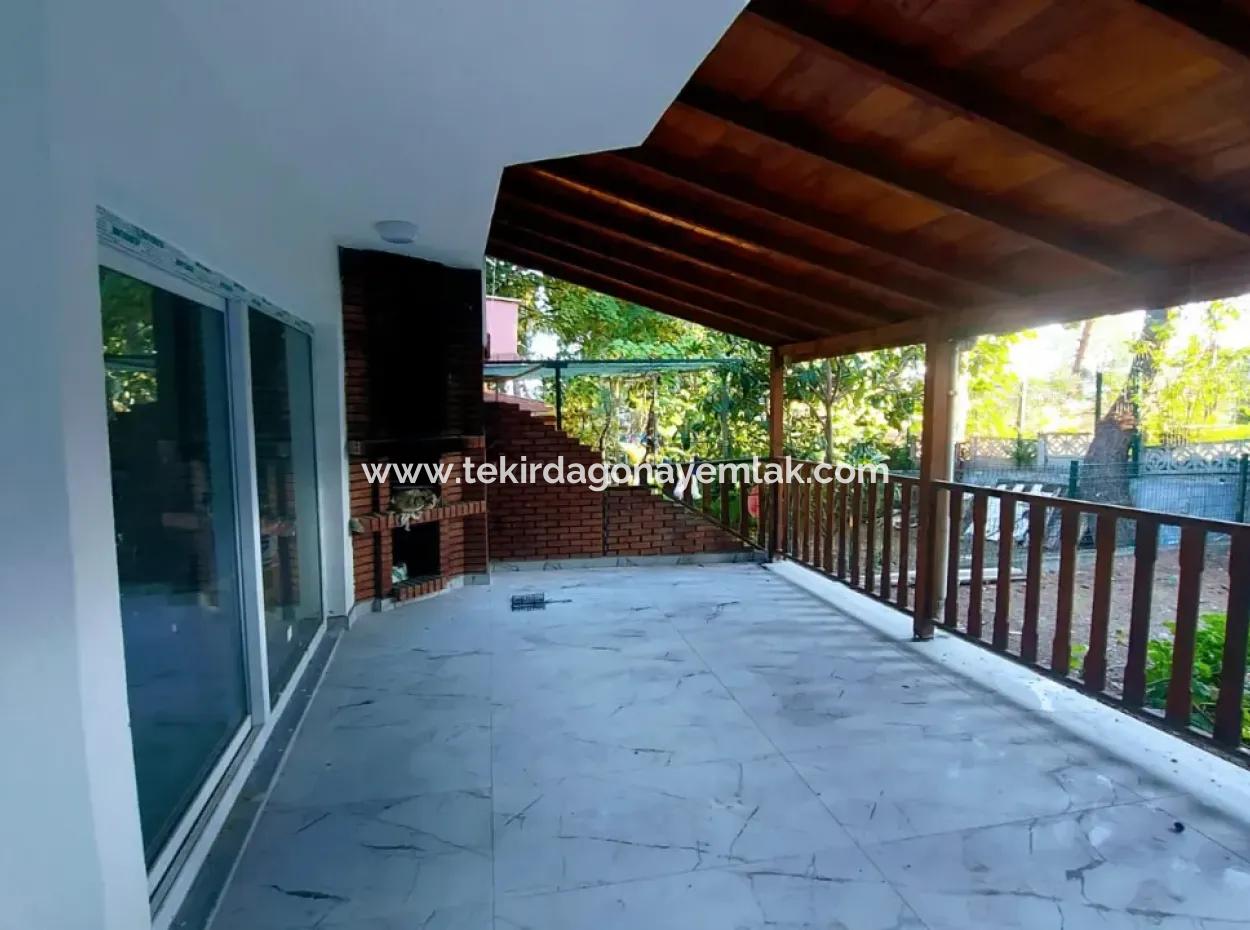 Schnäppchen Sie Freistehende Maisonetten Zum Preis Der Wohnung Ohne Kosten, Die Für Den Austausch Von Barkrediten Geeignet Sind