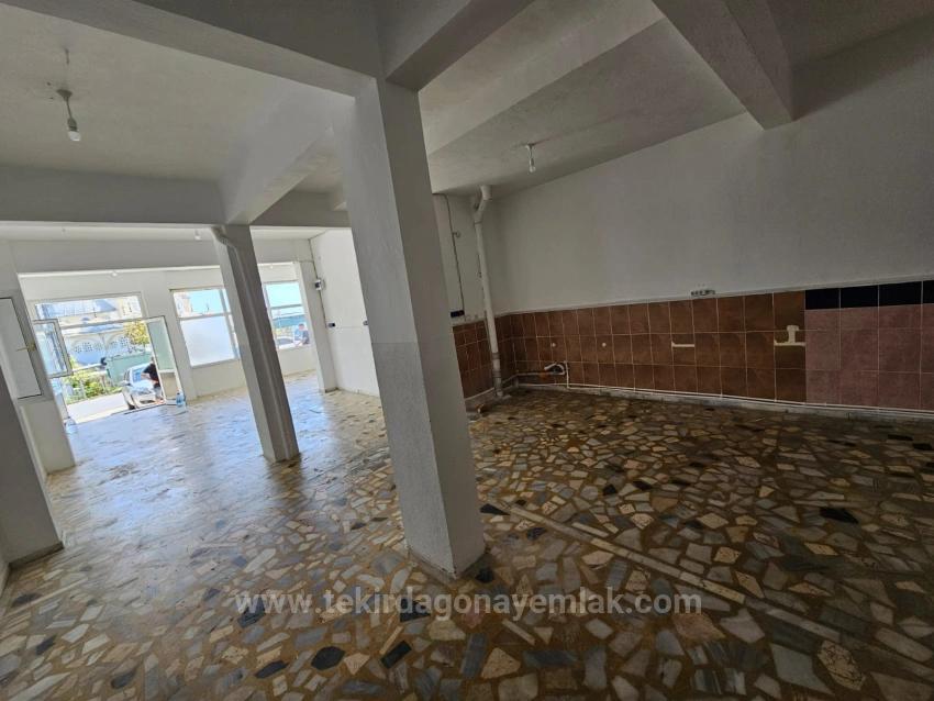 Complete Building For Sale: 6 Units Of 3+1 And 2 Units Of 210 M2 Workplaces