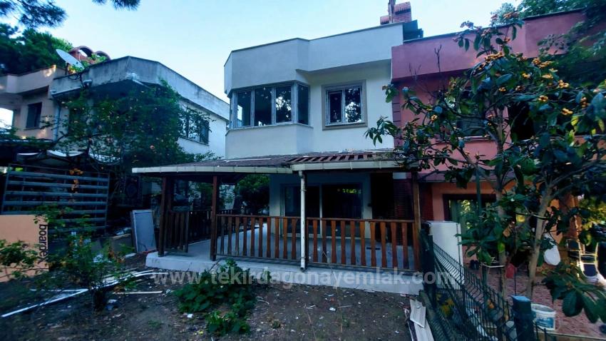 3+1 Bedroom Detached House For Sale in Değirmenaltı Nbh. Süleymanpaşa Eskicami - 220 m²
