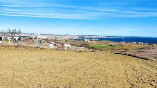 Bargain Plot Of Land With Full Sea, Nature And City Views, Zoned For 20% Two-story Construction.