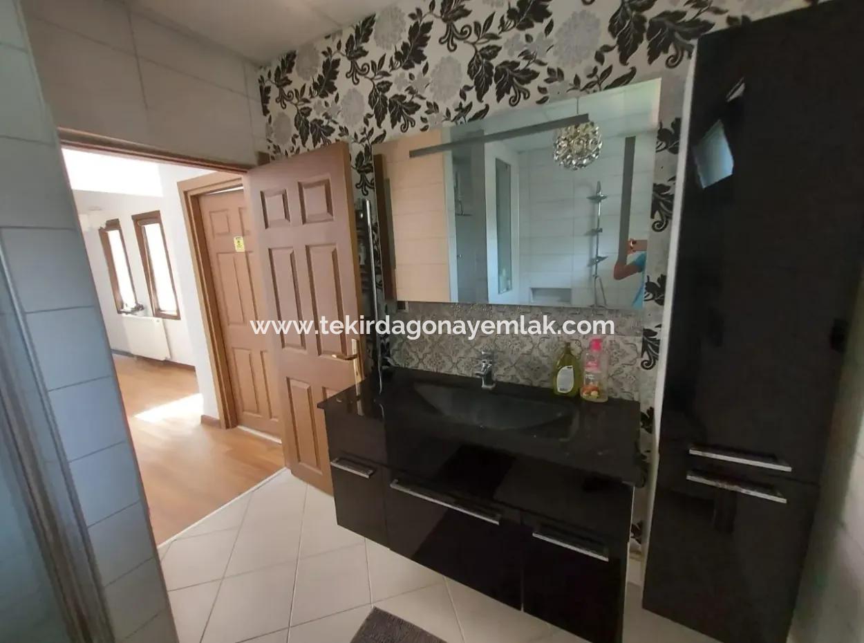 Luxury Ultra Villa With Barter Cash Pool And Indoor Car Park