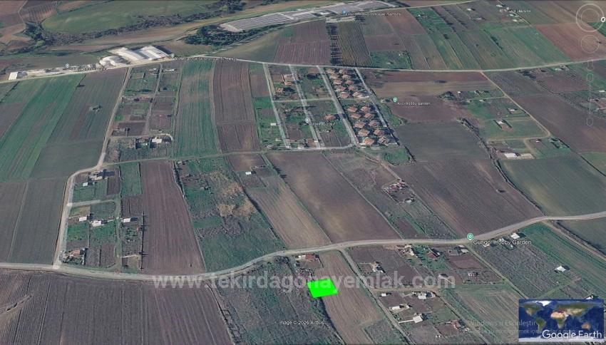 Выгодный Земельный Участок С Прекрасным Видом На Море, Природу И Город, Зонированный Под Застройку 20% Площади Двухэтажными Зданиями.
