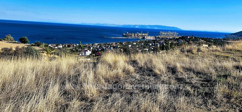 Угловой Участок Площадью 530 М2 С Готовой Инфраструктурой И Прекрасным Видом На Море И Природу