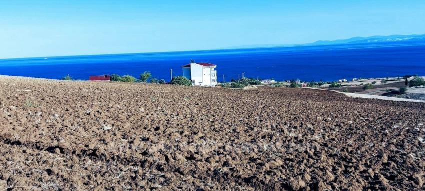 **Земельный Участок С Полным Видом На Море И Разрешением На Строительство (30%) Трехэтажного Здания В Районе Топагач, Текирдаг.**
