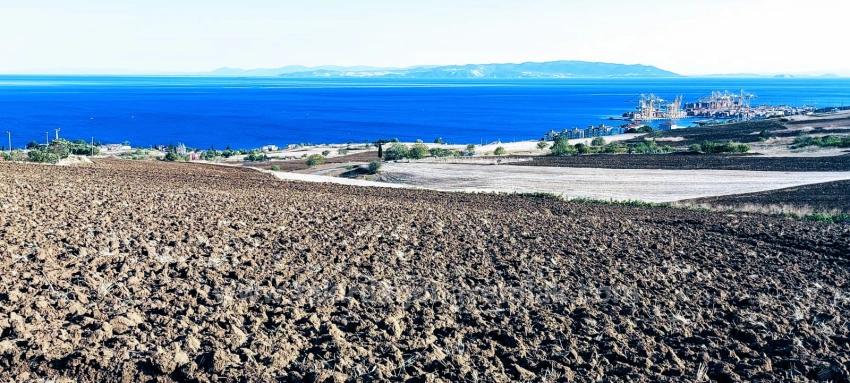 **Земельный Участок С Полным Видом На Море И Разрешением На Строительство (30%) Трехэтажного Здания В Районе Топагач, Текирдаг.**
