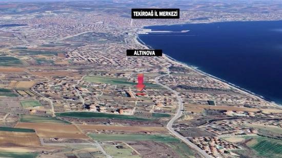 Угловой Участок С Купоном, Подходящий Для Строительства 9 Квартир 2+1 В Районе Текирдаг Топагач