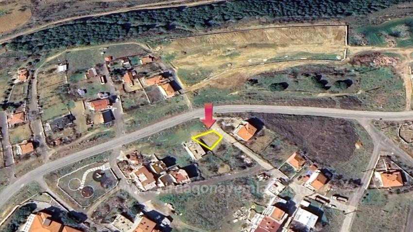 Yüksek Kazanç Garantisi 8 Adet 1+1 Daire Porojesine Uygun Kelepir Köşe Arsa