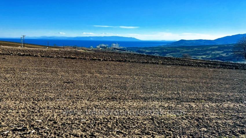 Fabrikalar Bölgesinde Kısa Vadede Yüksek Pirim Yapıcak Bölgede Fırsat Arazi