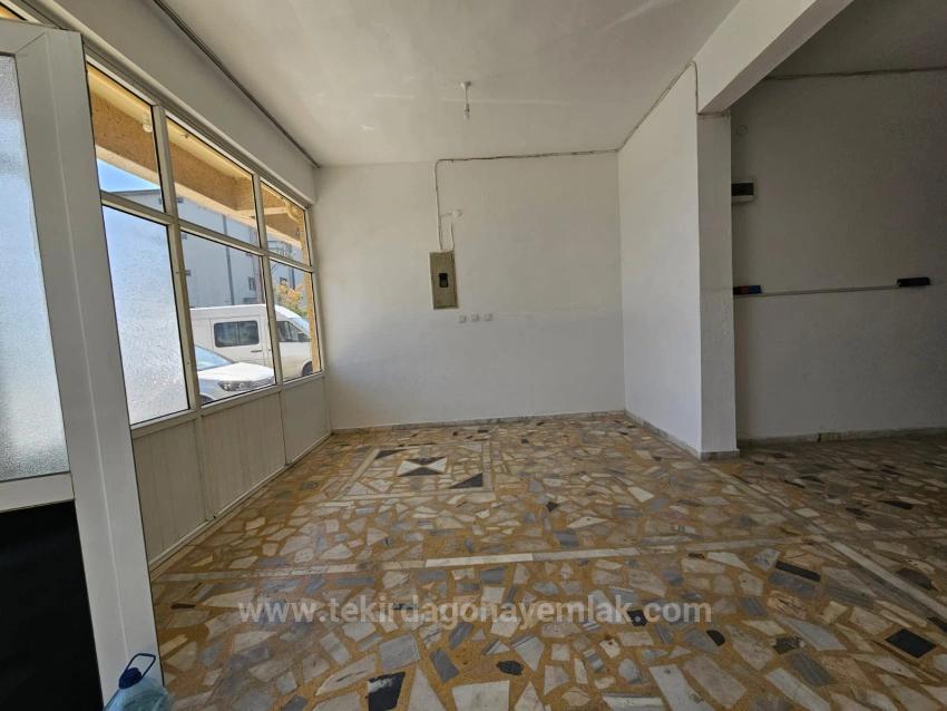 Komple Satılık Bina 6Adet 3+1 2 Adet 210 M2 İş Yeri