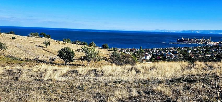 Harika Deniz Ve Doğa Manzarlı Alt Yapısı Hazır 530 M2 Köşe Arsa