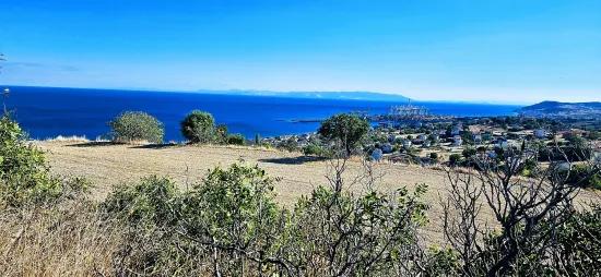 ** Panoramik Deniz Manzaralı 48 Adet Daire Projesine Uygun Fırsat Arsa**