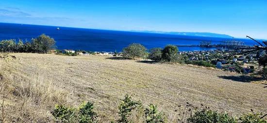 ** Panoramik Deniz Manzaralı 48 Adet Daire Projesine Uygun Fırsat Arsa**