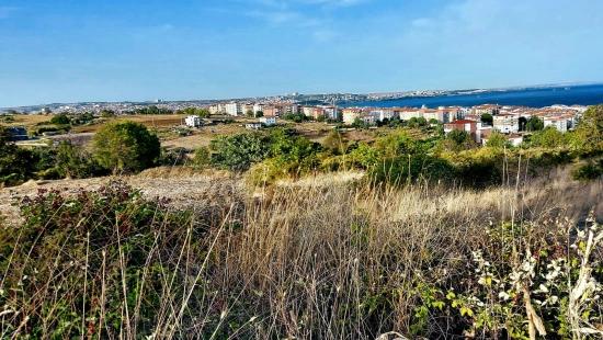 Full Deniz Ve Doğa Manzaralı 3o Dairelik Porojeye Uygun 4 Kat İmarlı Arsa