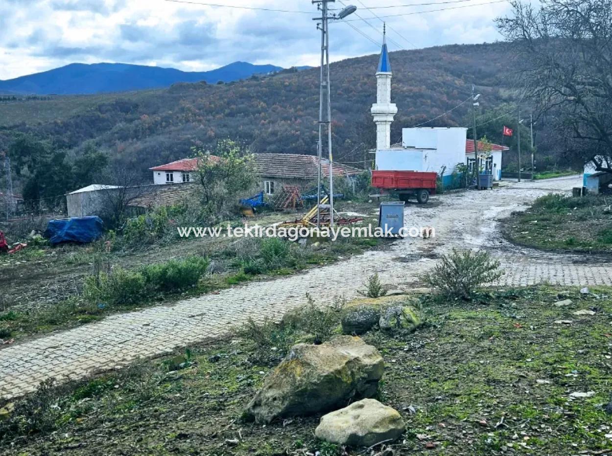 Acil Satılık Köyevi Yapmak İsteyen Meraklısına Fırsat Köşe Arsa