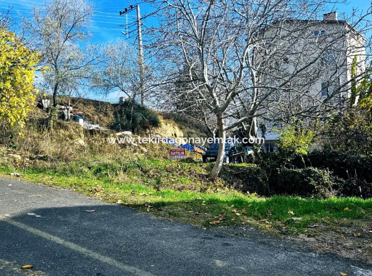 Acil Satılık 2 Adet Arsa 2 Adet Müstakil Ev Yapmaya Uygun Fırsat Kupon Arsa