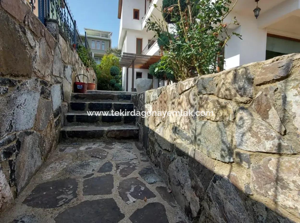 Takas+Nakit Havuzlu Kapalı Otaparklı Lüxs Ultra Villa