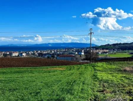 Tekirdağ Süleymanpaşa Barbaros'ta Bulunan Bu 11.100 M2 Konut İmarlı Arazi, Harika Bir Konumda Yer Alıyor.
