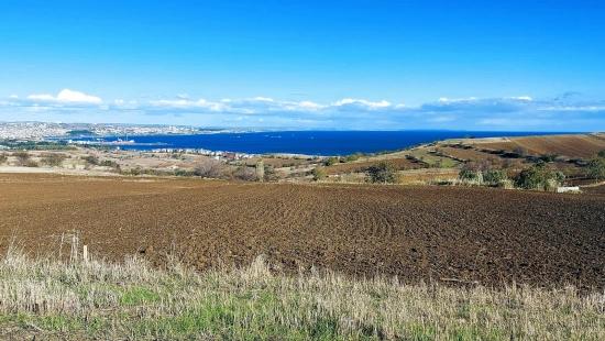Tekirdağ Barbaros'ta Panoramik Deniz Ve Şehir Manzaralı Arsa